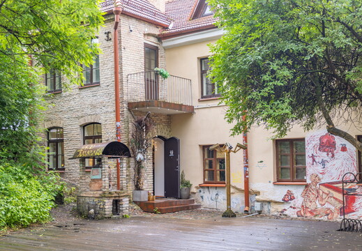 1Y1A4974  1